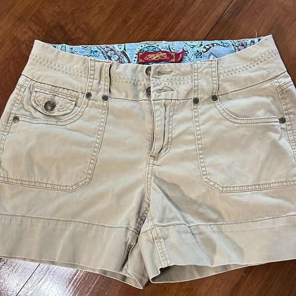 Lot of 2 one zone size 8 shorts - Picture 4 of 5